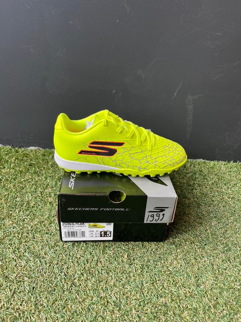 Skechers voetbalschoen voor kunstgras en straat, Maat XS of kleiner, Ophalen of Verzenden, Nieuw, Schoenen