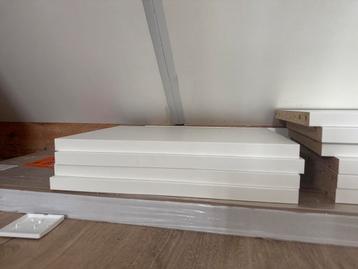 4x Billy planken - 28cm bij 40 - Wit - Goede staat beschikbaar voor biedingen