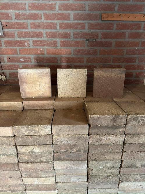 Gratis af te halen kleine waaltjes / koppelstone, Tuin en Terras, Tegels en Klinkers, Gebruikt, Klinkers, Beton, 10 m² of meer
