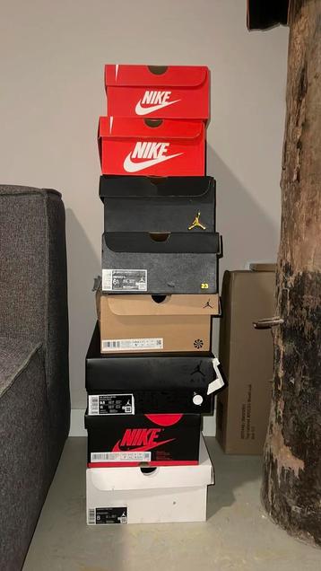 Nike jordan schoenen beschikbaar voor biedingen