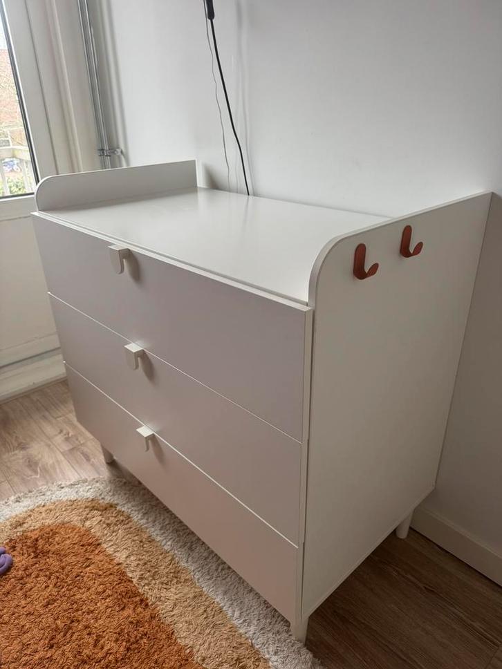Commode Petit Amelie - Étoile, wit (excl. bladvergroter), Kinderen en Baby's, Kinderkamer | Commodes en Kasten, Zo goed als nieuw