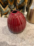 Bordeaux rode vaas, Steen, Ophalen of Verzenden, Zo goed als nieuw, Minder dan 50 cm