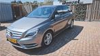 Mercedes-Benz B-Klasse 180 AUTOMAAT 108106 km (bj 2012), Auto's, Euro 5, Zwart, 4 cilinders, 122 pk