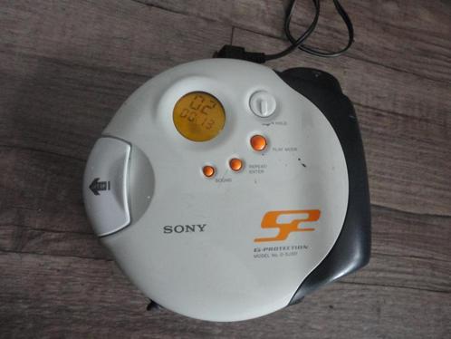 NETTE  SONY  PORTABLE  SPORT CD WALKMAN /D-SJ303/M, Audio, Tv en Foto, Walkmans, Discmans en Minidiscspelers, Walkman, Ophalen of Verzenden