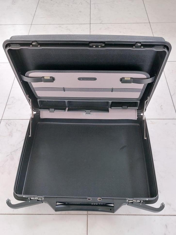 Samsonite koffer, aktetas, attachee koffer, koffer, Sieraden, Tassen en Uiterlijk, Koffers, Gebruikt, Hard kunststof, Minder dan 50 cm