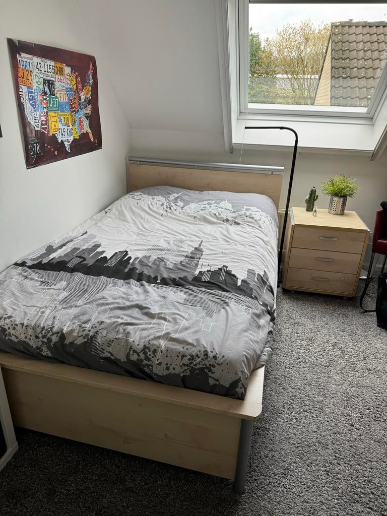 Twijfelaar bed 120x210 met nachtkastje, Huis en Inrichting, Slaapkamer | Bedden, Gebruikt, Ophalen of Verzenden, Twijfelaar, 120 cm