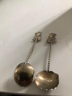 2 WAJANG LEPELTJES   GEEN  ZILVER     5150, Antiek en Kunst, Verzenden