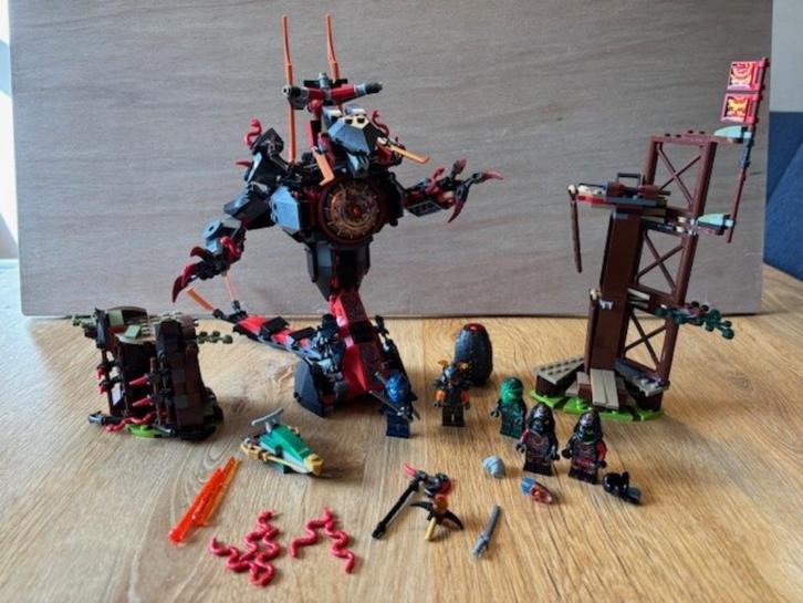 Lego Ninjago 70626 Dawn of Iron Doom, Kinderen en Baby's, Speelgoed | Duplo en Lego, Zo goed als nieuw, Lego, Complete set, Ophalen of Verzenden