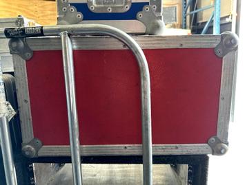 flightcase 19 rood beschikbaar voor biedingen