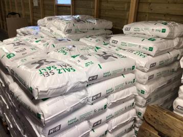 Veevoederzout,Landbouwzout. Zak á 25 kg : € 5,95. beschikbaar voor biedingen