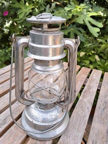 Vintage stormlamp Meva 864 beschikbaar voor biedingen