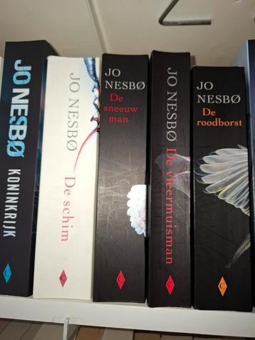 Jo Nesbo - 5 Boeken: Roodborst, Vleermuisman, Sneeuwman... beschikbaar voor biedingen