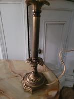 Vintage tafellamp met zware koperen voet
