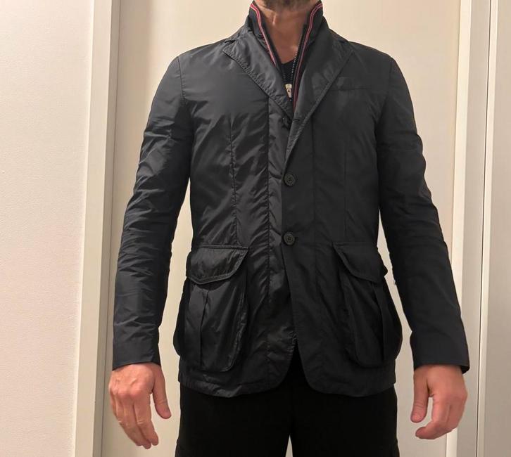 Moncler “Tom” Giacca (maat 4), Kleding | Heren, Kostuums en Colberts, Zo goed als nieuw, Overige maten, Blauw, Ophalen of Verzenden
