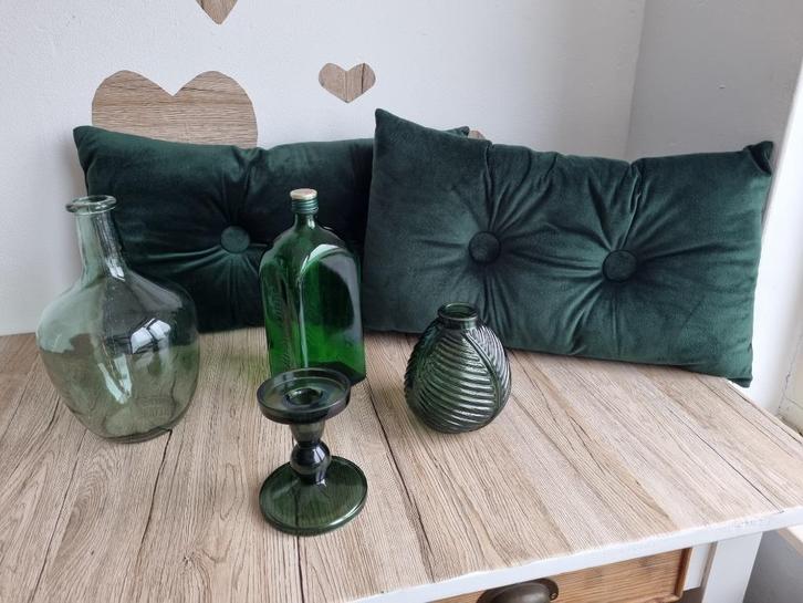 Mooie Donker Groene Woondecoratie Kussens Vazen Kandelaar, Huis en Inrichting, Woonaccessoires | Vazen, Zo goed als nieuw, Groen