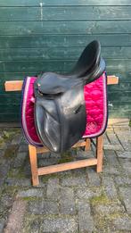 Euroriding Jade veelzijdigheidszadel 18 inch, Dieren en Toebehoren, Ophalen, Gebruikt