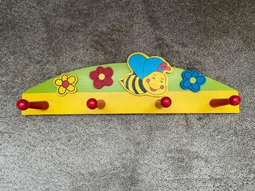 Kinderkapstok met 4 haken +/- 30 cm beschikbaar voor biedingen
