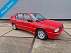 Alfa Romeo 33 1.7 QV UNIEK!, Auto's, Alfa Romeo, Zwart, 4 cilinders, 840 kg, Leder en Stof