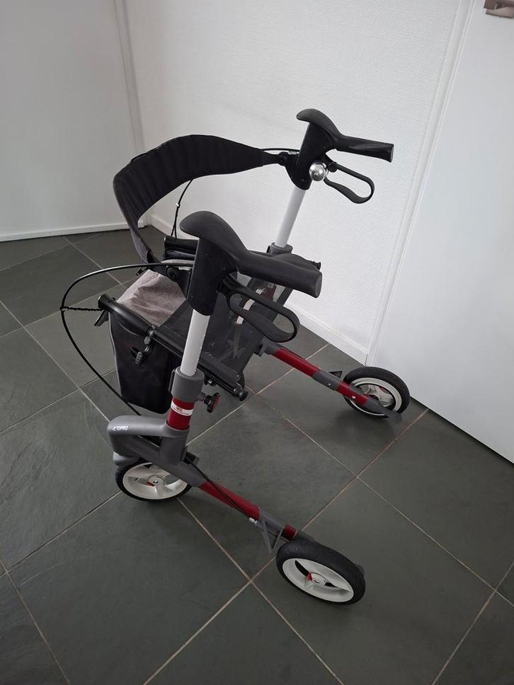 Rollator topro roya, maat S in prima staat., Diversen, Rollators, Zo goed als nieuw, Lichtgewicht, Opvouwbaar, Ophalen of Verzenden