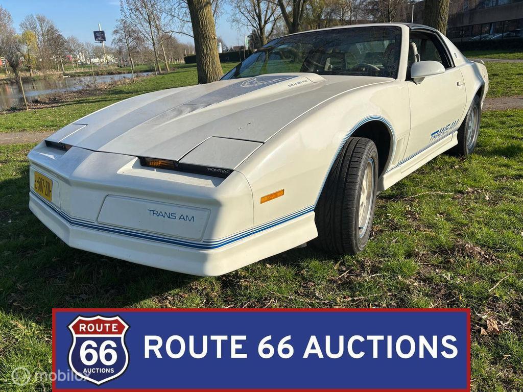 Pontiac Firebird Trans Am | 1984 | Route 66 Auctions, Auto's, Oldtimers, Pontiac, Overige carrosserieën, Zwart, Bedrijf