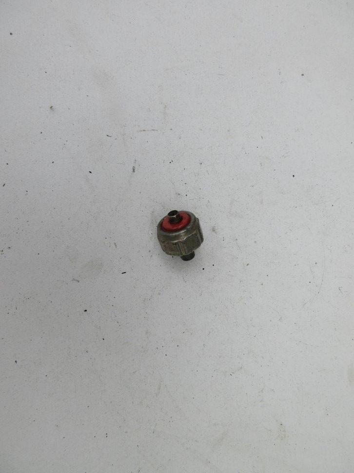 Kawasaki Z750 oliedruk sensor KZ750E oliedruksensor Z750E, Motoren, Accessoires | Overige, Gebruikt, Ophalen of Verzenden