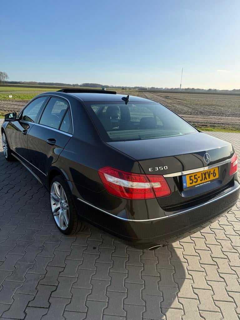Mercedes-Benz E-Klasse 3.0 CDI E350 Sedan AUT 2009 Zwart, Auto's, Automaat, 197 €/maand, Diesel, Particulier