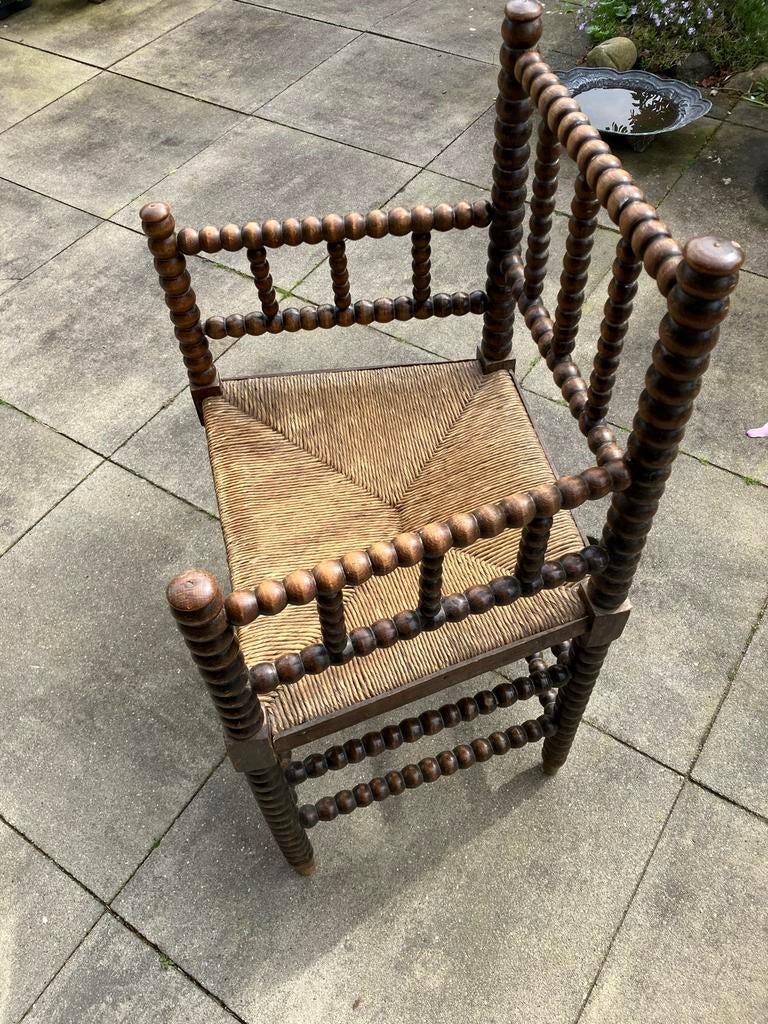 Antiek knop stoeltje, Antiek en Kunst, Antiek | Meubels | Stoelen en Banken, Ophalen