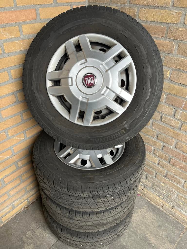 Camper Fiat Hymer All Season Banden met Velgen 215/70 R15, Ophalen, 15 inch, Banden en Velgen, All Season