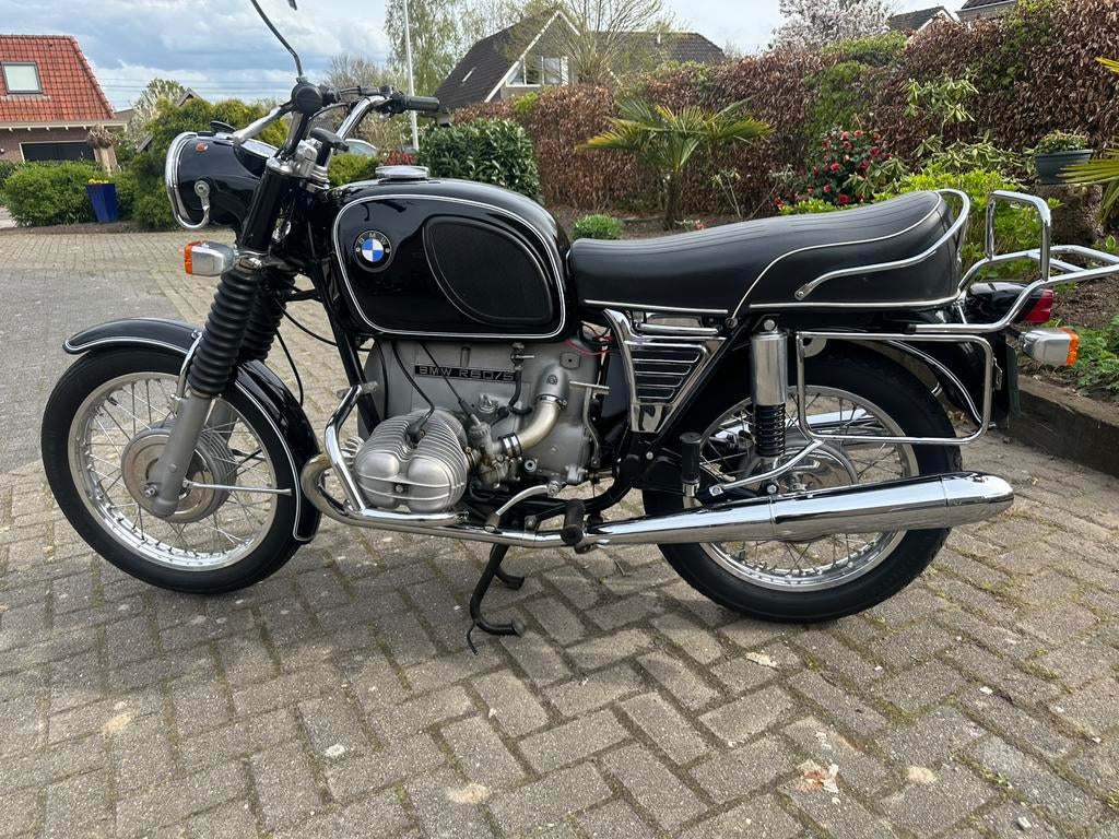Knappe BMW R60-5. Zie aub de tekst., Motoren, Motoren | Oldtimers, Toermotor, 12 t/m 35 kW, 2 cilinders, Ophalen