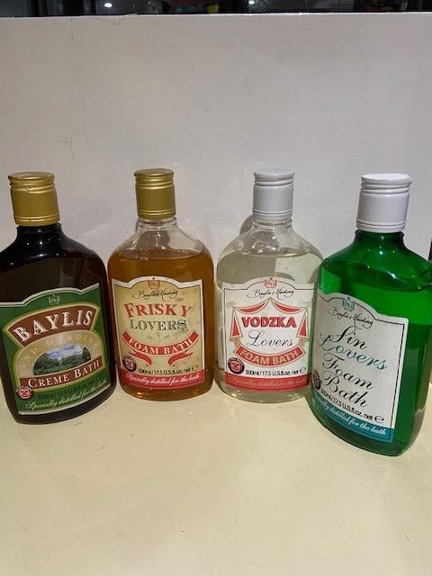 Vintage badzeep creme's 4 st flessen Baylis, Vodzka en Frisk, Ophalen of Verzenden, Persoonlijke verzorging