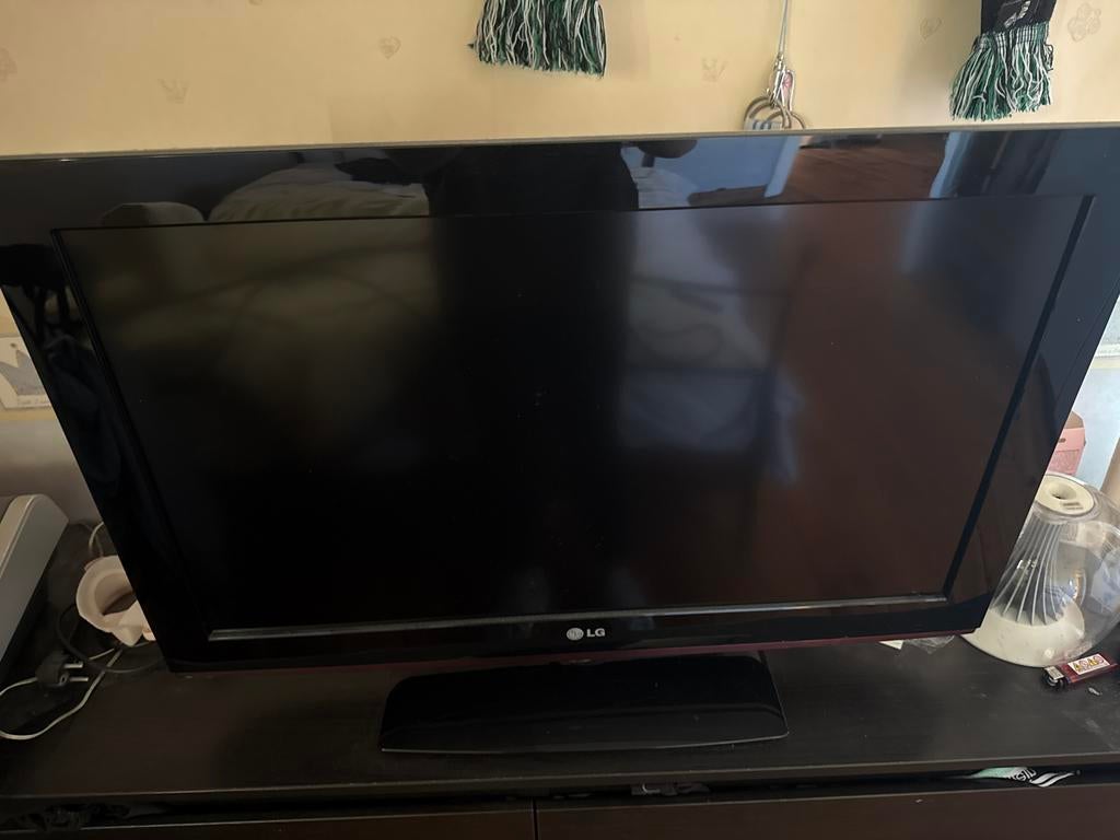 LG TV met kabels - Werkt perfect, Ophalen of Verzenden, Gebruikt, LG