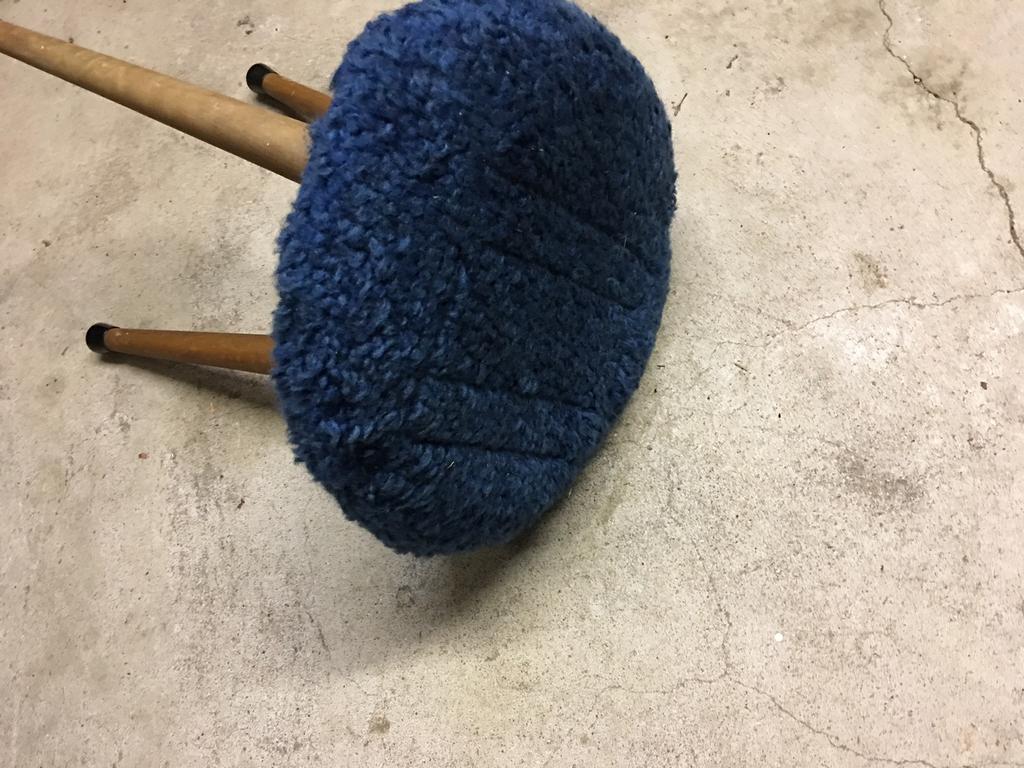 Krukje met fluffy zitting , jaren 60, Huis en Inrichting, Gebruikt, Onbekend, Ophalen of Verzenden, Onbekend