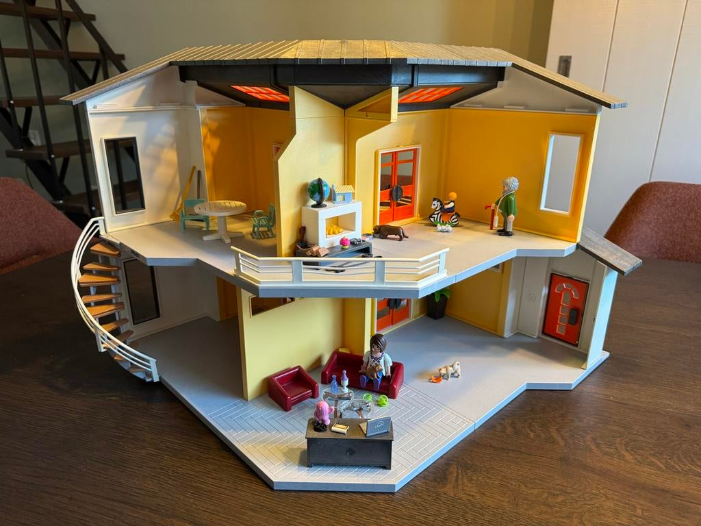 Playmobil woonhuis met uitbreiding woonkamer, Ophalen, Zo goed als nieuw