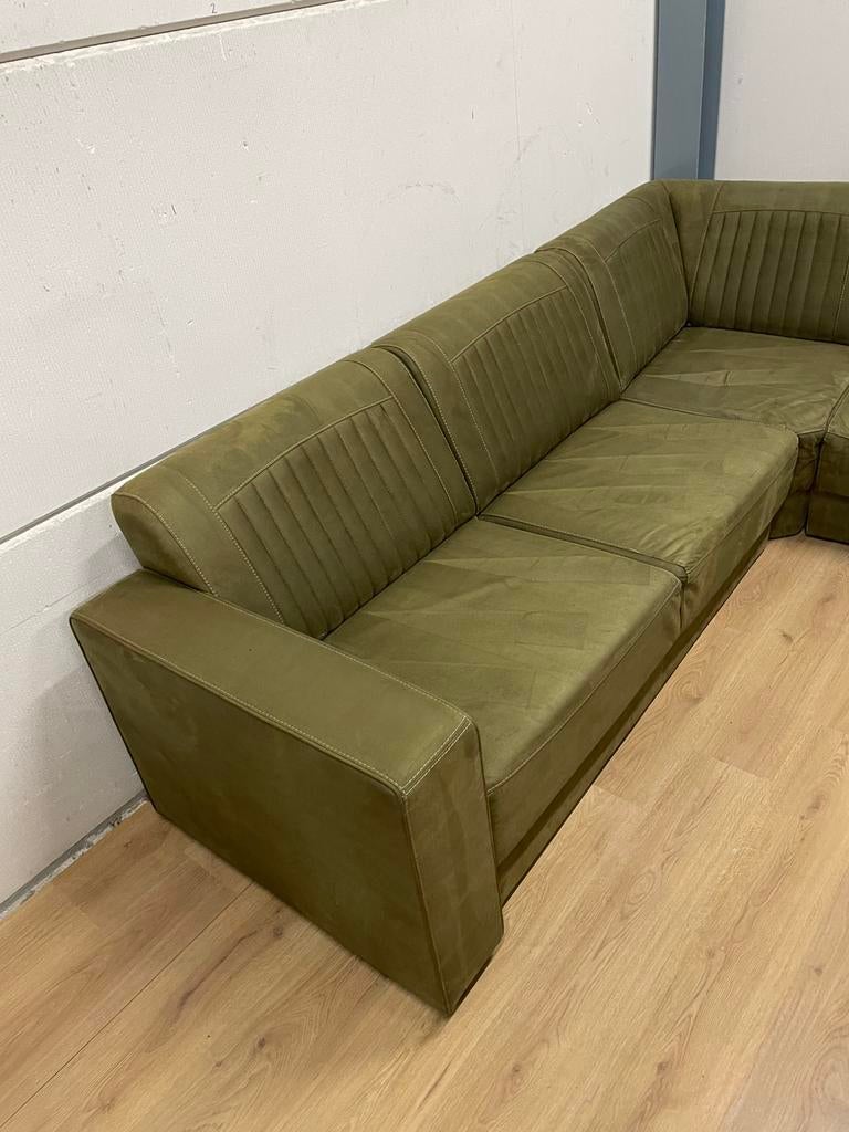 Mooie luxe suede groene modulaire hoekbank - GEREINIGD!!!, Huis en Inrichting, Banken | Bankstellen, Ophalen, 250 tot 300 cm, Luxe