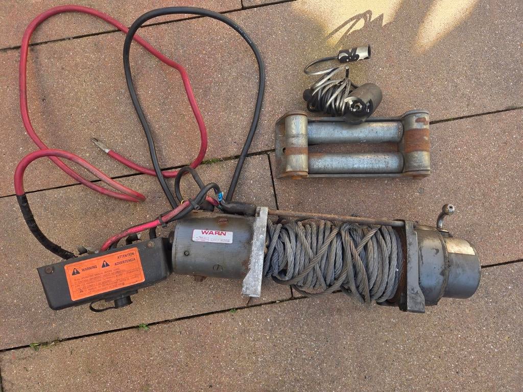 Warn M8000d (3,6t) 12v werkend, Ophalen, Gebruikt, Elektrisch
