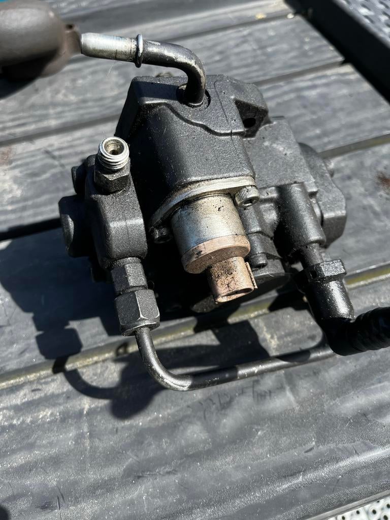 Land Rover Defender Puma 2.4tdci brandstofpomp, Ophalen, Gebruikt, Land Rover