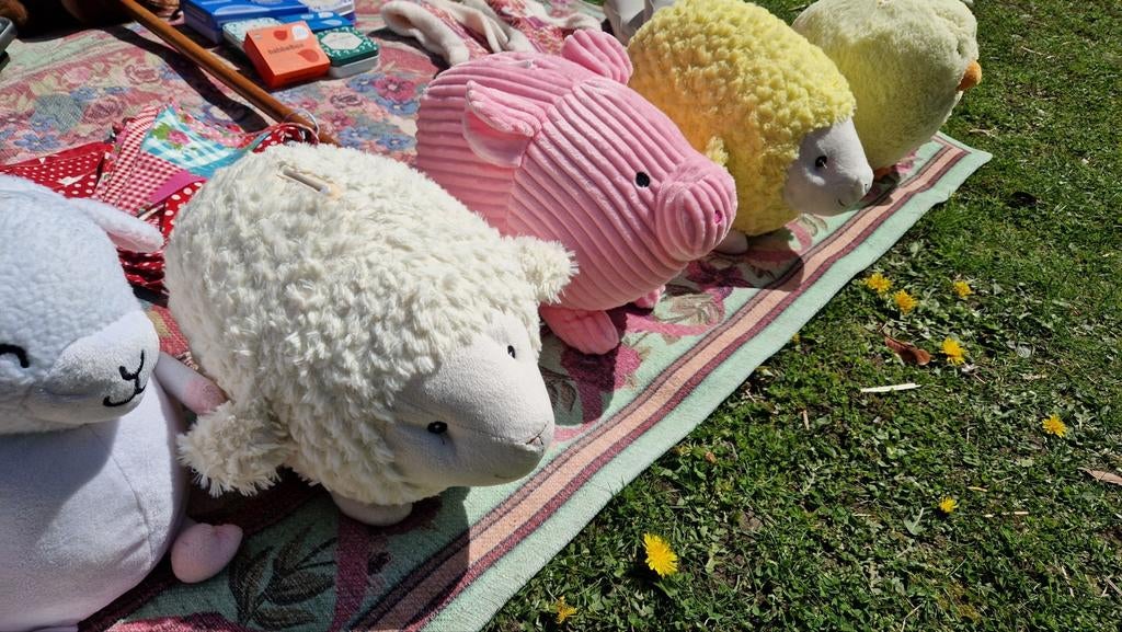 Grote spaarpotten 4x en knuffel, Ophalen of Verzenden, Overige typen