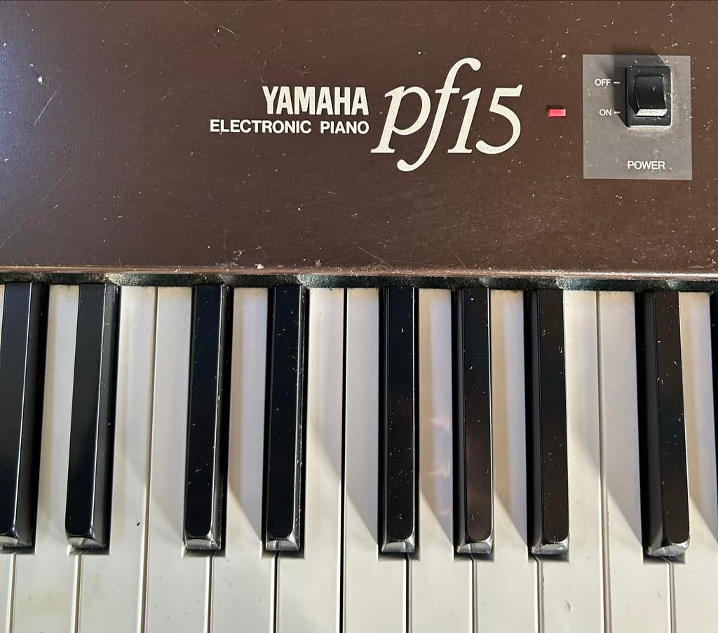 Yamaha PF15 Elektrische Piano - Werkt goed, mist kap, Muziek en Instrumenten, Keyboards, Ophalen, Gebruikt, 88 toetsen, Yamaha