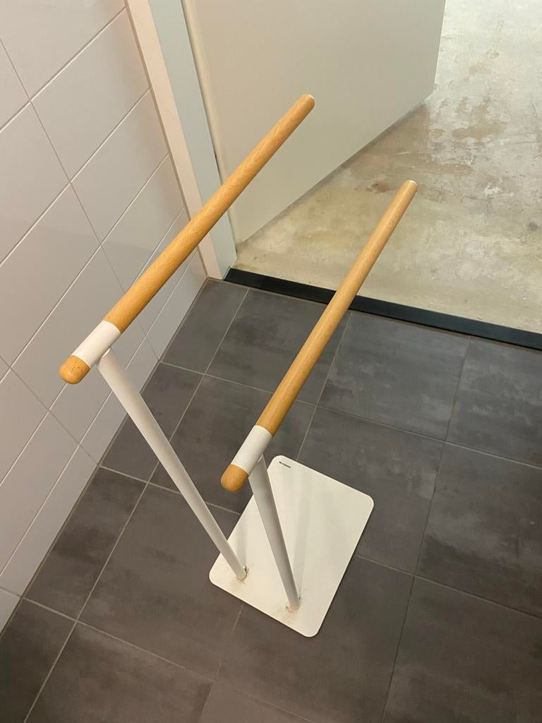 Stijlvol Handdoekenrek - Wit met Houten Details, Ophalen, Zo goed als nieuw, Wit, Handdoekenrek