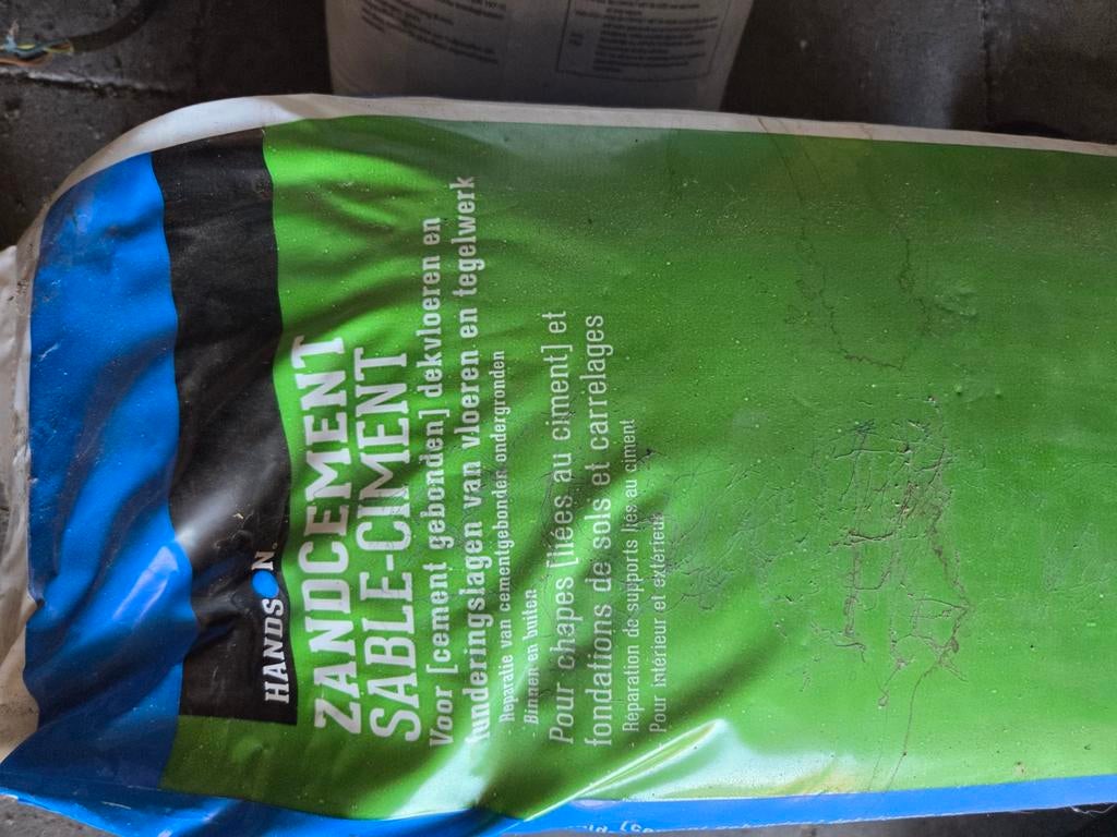 3 zakken zandcement, Ophalen, Nieuw