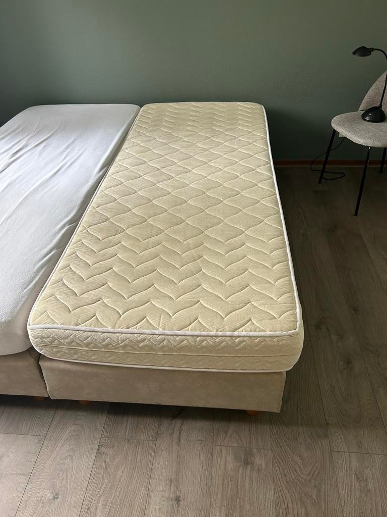 Bedden 200x80, Ophalen, Gebruikt, Eenpersoons, Beige