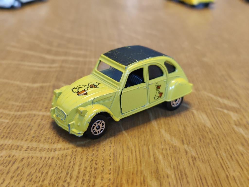 Corgi Citroen 2CV EEND GEEL, Ophalen of Verzenden, Zo goed als nieuw, Auto