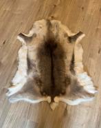 Kleed rendierhuid - circa 130 x 120 cm, Bruin, Ophalen of Verzenden, Zo goed als nieuw, Overige vormen
