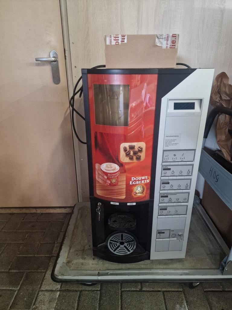 Douwe Egberts Koffiemachine - voor onderdelen, Ophalen, Gebruikt, 10 kopjes of meer, Koffiemachine