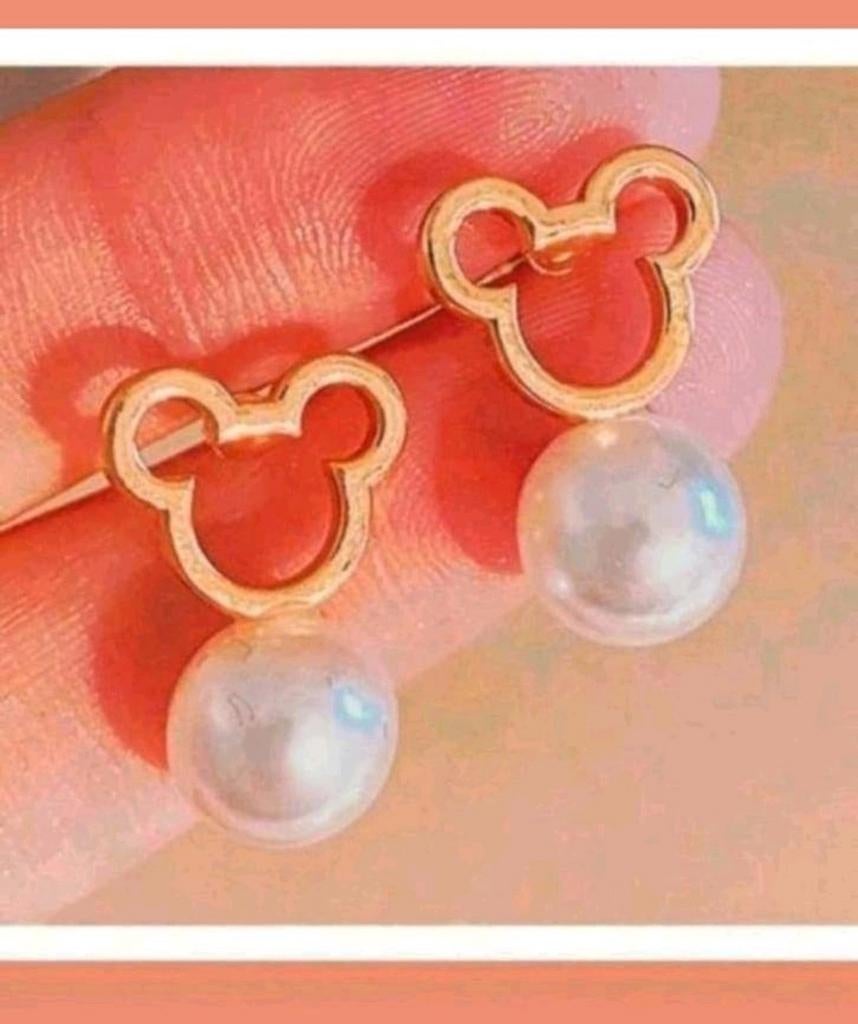 Oorbellen Mickey Mouse parel, Verzenden, Nieuw, Goud, Knopjes of Stekers