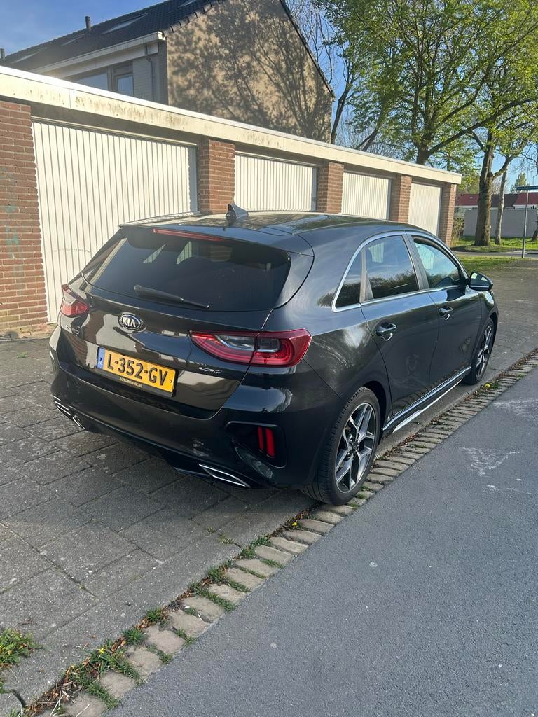 Kia (Pro) Cee d GT-Line 1.0 T-gdi 120pk 2021 Zwart, Auto's, Kia, Voorwielaandrijving, Zwart, Origineel Nederlands, Handgeschakeld