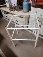 Bijzettafeltje wit metaal en glas lxbxh 47x42x58 cm, Ophalen, Gebruikt, Rechthoekig, Minder dan 55 cm