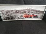 Poster schilderij woestijn met rode auto, Minder dan 50 cm, Onbekend, Ophalen of Verzenden, Zo goed als nieuw