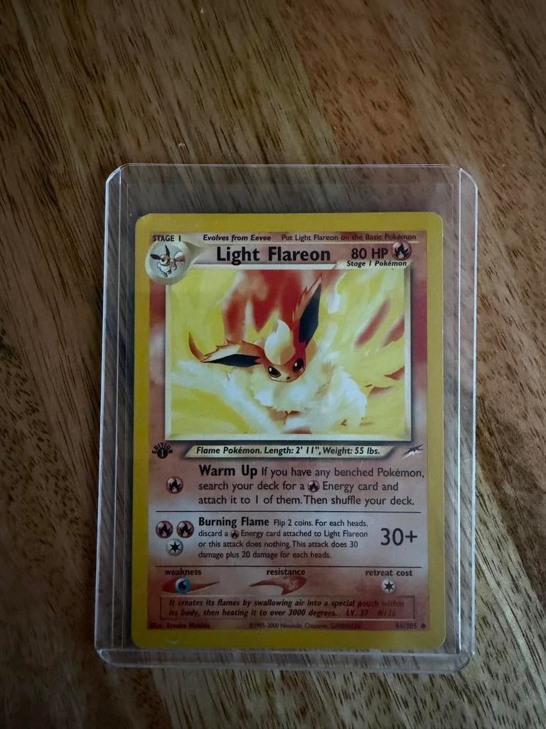 Light Flareon 1st edition Pokémon kaart 46/105, Ophalen of Verzenden, Gebruikt, Losse kaart, Foil