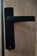 Mat zwarte deurklink met blind schild, compleet en ZGAN, Ophalen of Verzenden, Klink of Kruk